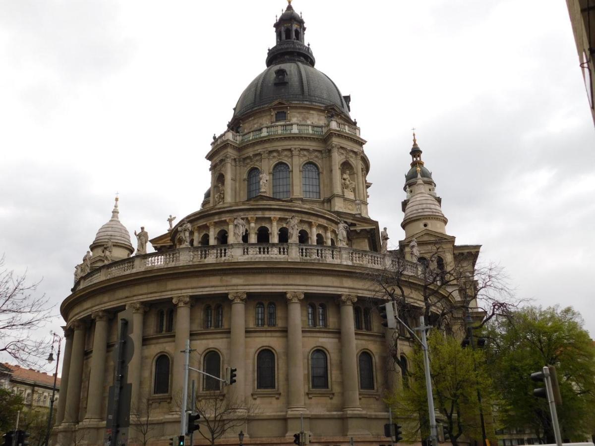 The Wonder Deer Apartment Next To The Opera Self Check-In Budapesta Exterior foto